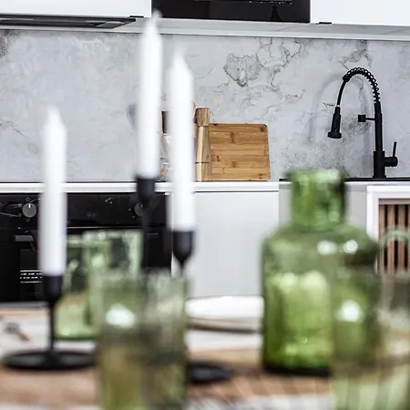 Stylish By The Sea Apartment *